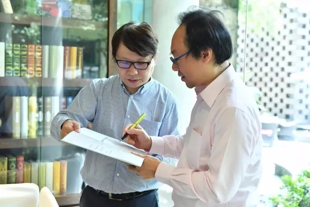 该书获多多业内权威人士携手推荐